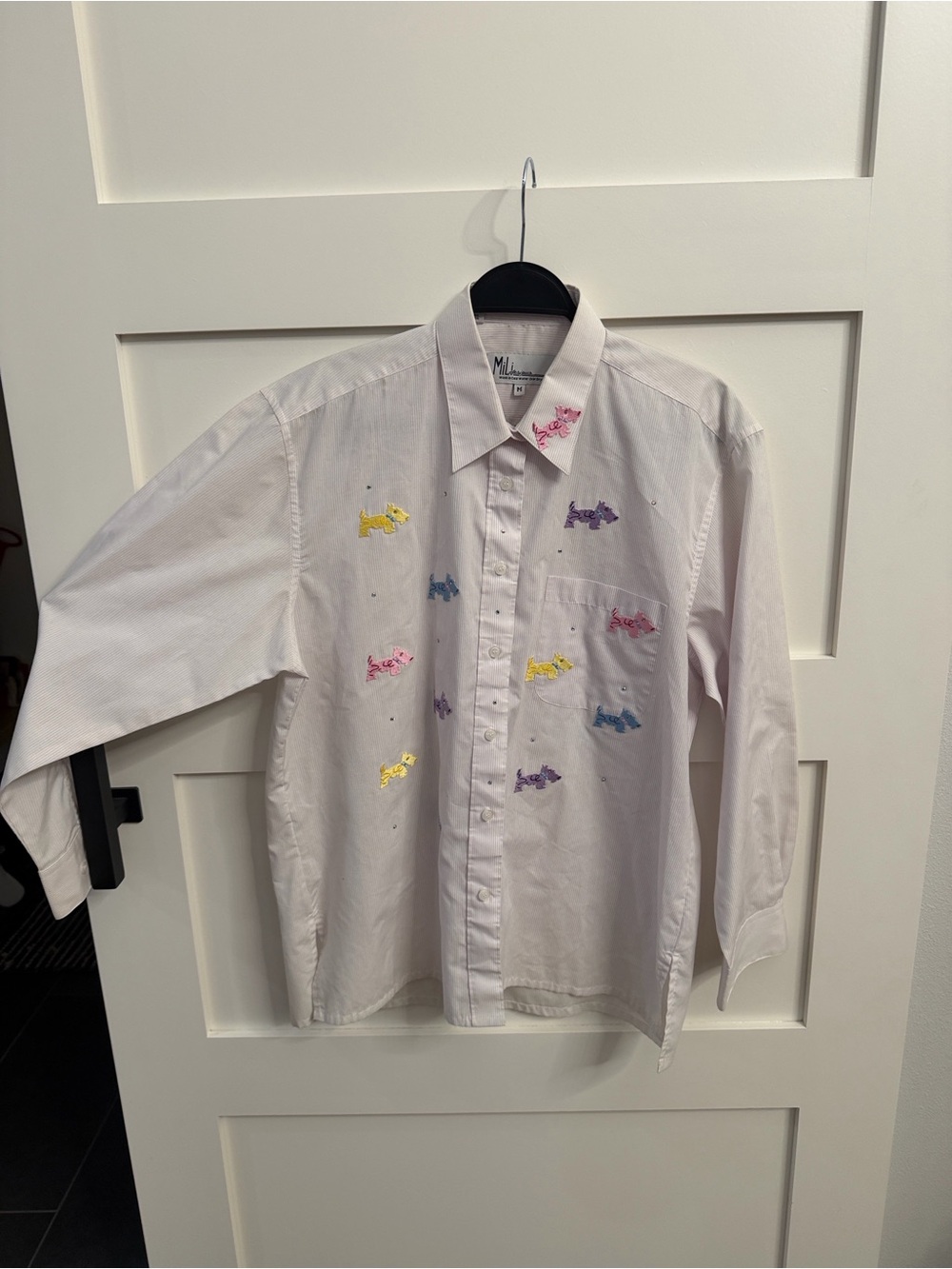 White&Violet pinstripe Embroidered Button-Down Shirt w/Multicolor Dog Motif